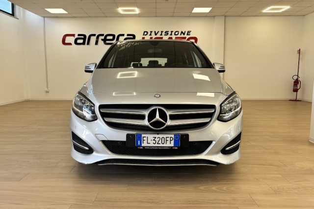 Mercedes-Benz B 180 CDI Premium - foto 2 di 4