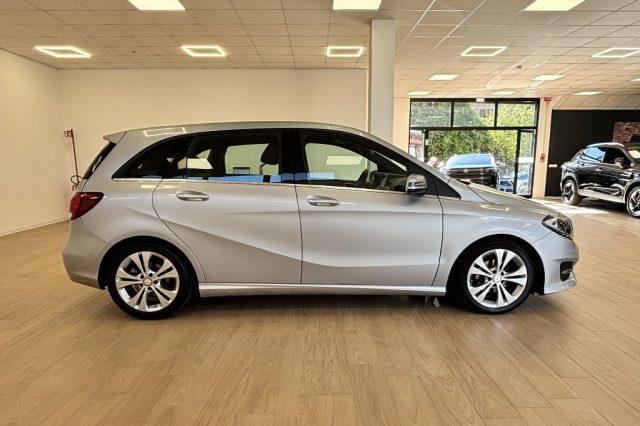 Mercedes-Benz B 180 CDI Premium - foto 4 di 4