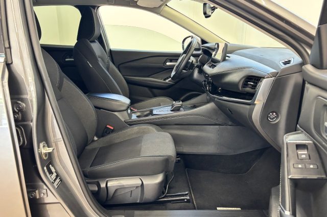 Nissan Qashqai MHEV 158 CV Xtronic N-Connecta ( IVA ESPOSTA) usato a FONDI