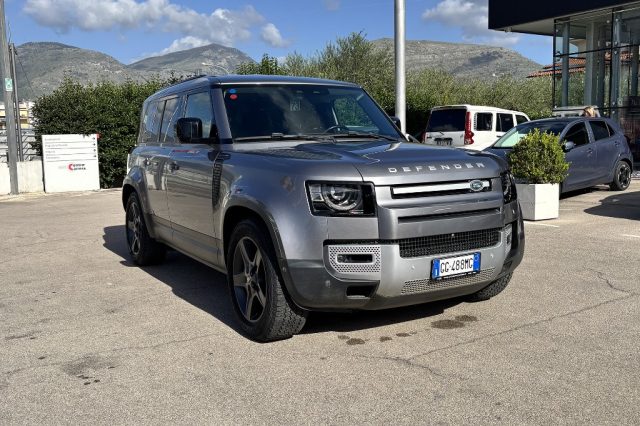 Land Rover Defender 110 3.0D I6 250 CV AWD Auto SE usato a FONDI
