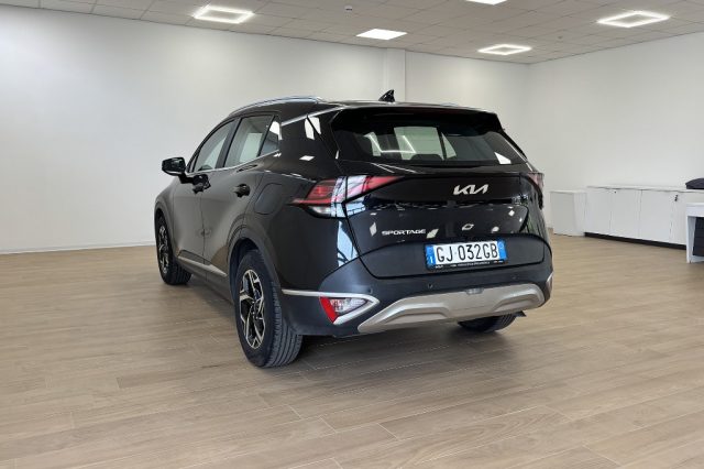 Kia Sportage 1.6 CRDi MHEV Business, del 2022, 67.500 km, in vendita a Fondi (LT)
