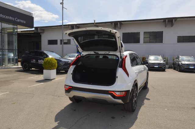 Kia Niro 1.6 GDi DCT PHEV Style ( AZIENDALE ), del 2025, 5.000 km, in vendita a Fondi (LT)