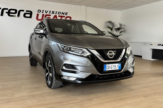 Nissan Qashqai 1.6 dCi 2WD Tekna usato a FONDI
