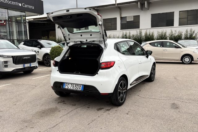 Renault Clio dCi 8V 75 CV Start&Stop 5 porte Energy Duel, del 2016, 172.000 km, in vendita a Fondi (LT)