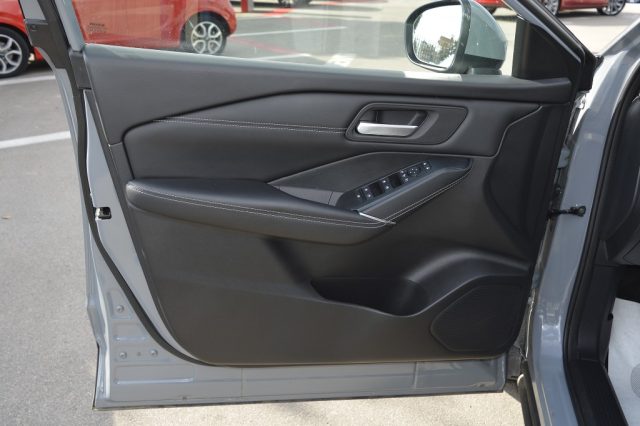 Nissan Qashqai MHEV 140 CV N-Connecta, del 2023, 17.693 km, in vendita a Fondi (LT)