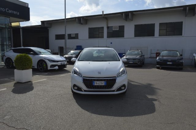 Peugeot 208 BlueHDi 100 5 porte Allure - foto 2 di 4