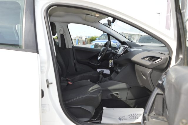 Peugeot 208 BlueHDi 100 5 porte Allure usato a FONDI