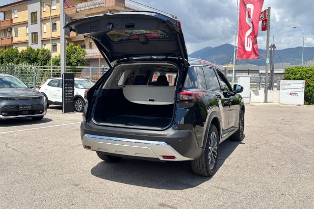 Nissan X-Trail Mild Hybrid 2WD 5 posti Tekna ( AZIENDALE ) usato a FONDI
