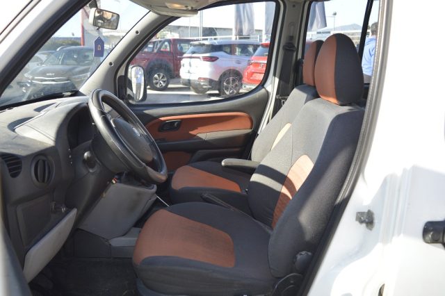 Fiat Doblo Dobl� 1.9 MJT 120 CV Dynamic TETTO ALTO usato a FONDI