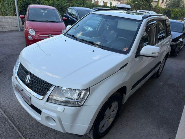 Suzuki Grand Vitara 1.9 DDiS 5 porte Executive, del 2009, 239.000 km, in vendita a Benevento (BN)