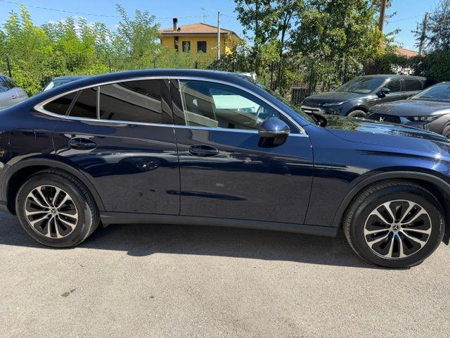 Mercedes-Benz GLC 220 d 4Matic Mild hybrid Coupé AMG Line Premium Plus - foto 4 di 4