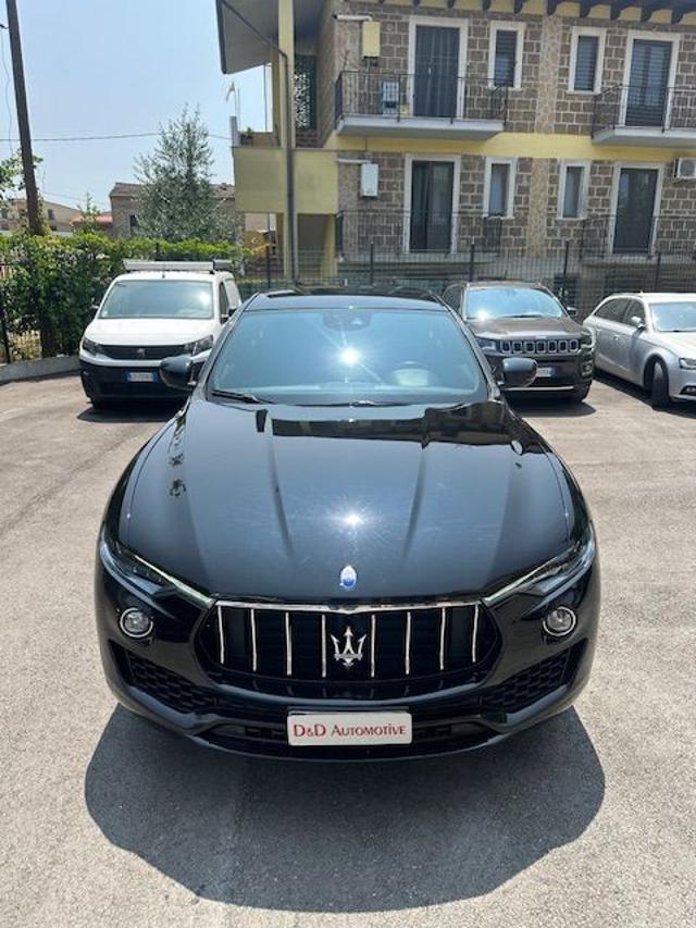 Maserati Levante V6 Diesel AWD Gransport usato a BENEVENTO