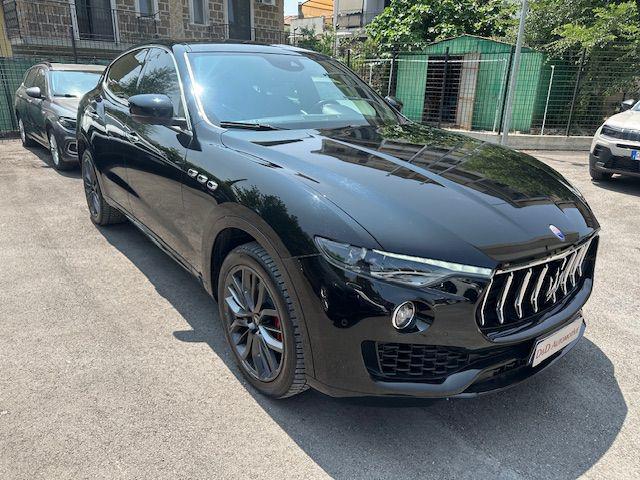 Maserati Levante V6 Diesel AWD Gransport - foto 3 di 4