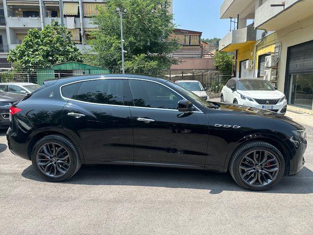 Maserati Levante V6 Diesel AWD Gransport - foto 4 di 4