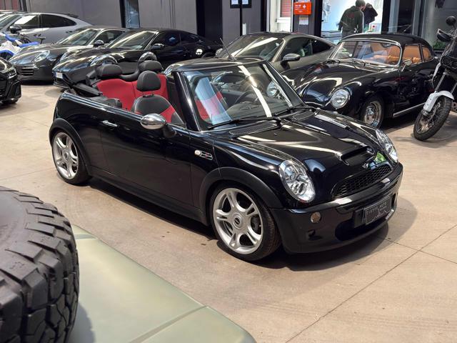 MINI Cabrio 1.6 16V Cooper S Cabrio - foto 3 di 4