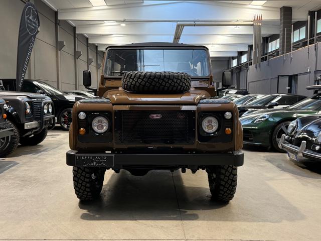Land Rover Defender 90 diesel Soft-top - foto 2 di 4