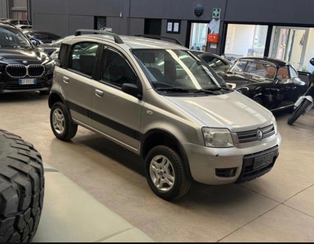 Fiat Panda 1.3 MJT 16V 4x4 Climbing - foto 3 di 4
