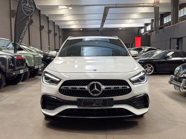 Mercedes-Benz GLA 200 d Automatic 4Matic Premium - foto 2 di 4