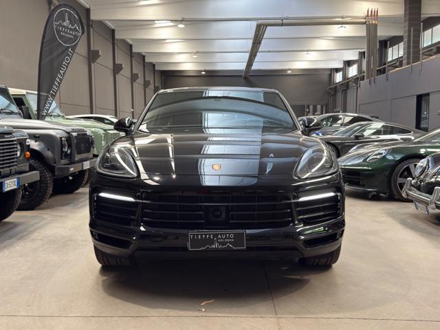 Porsche Cayenne Coupé 3.0 V6 E-Hybrid - foto 2 di 4