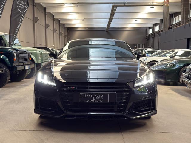 Audi TTS Coupé 2.0 TFSI 310 CV quattro - foto 2 di 4