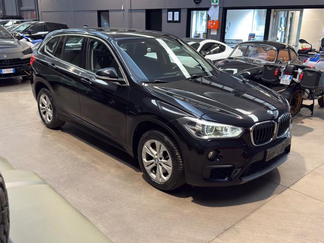 BMW X1 sDrive18d Business - foto 3 di 4