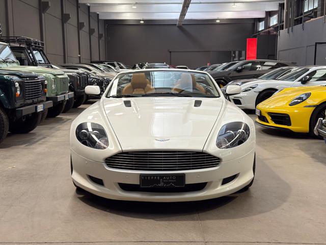 Aston Martin DB9 Volante - foto 2 di 4