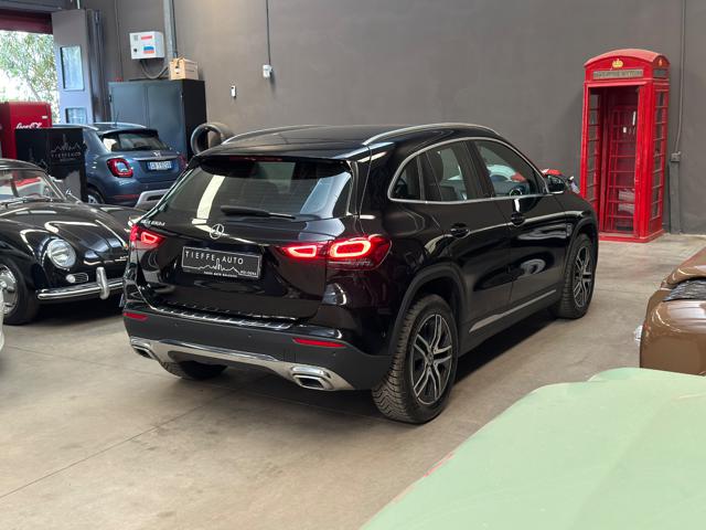Mercedes-Benz GLA 180 d Automatic Business Extra - foto 4 di 4