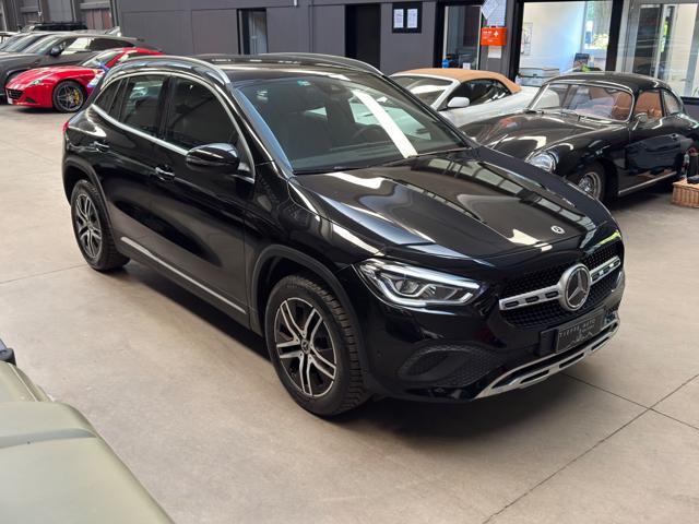 Mercedes-Benz GLA 180 d Automatic Business Extra - foto 3 di 4
