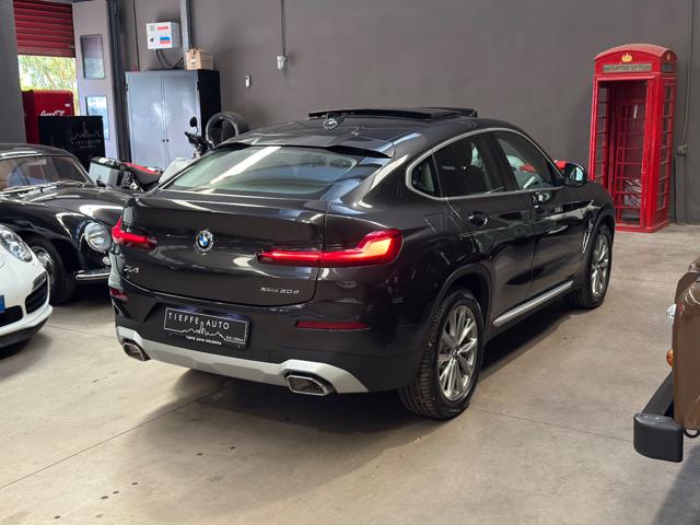 BMW X4 xDrive30d 48V 249CV - foto 4 di 4