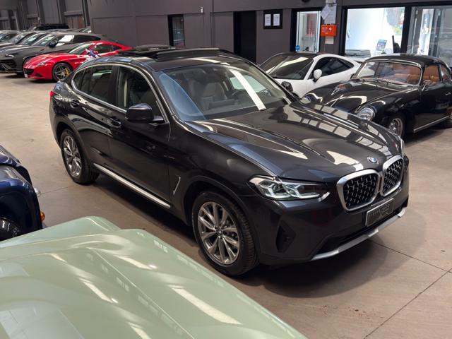 BMW X4 xDrive30d 48V 249CV - foto 3 di 4