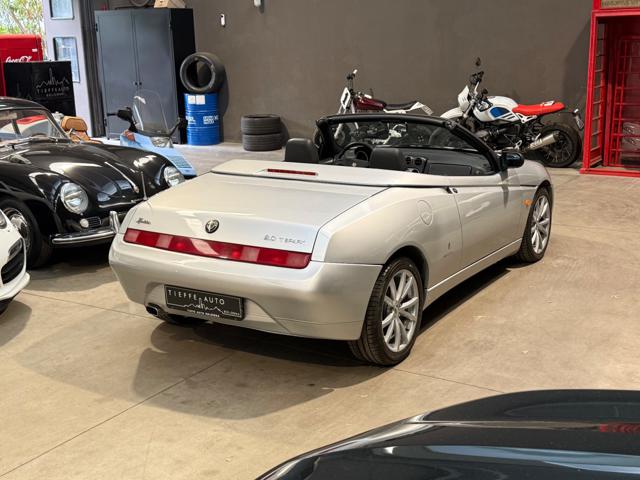 Alfa Romeo Spider 2.0i 16V Twin Spark cat L - foto 4 di 4