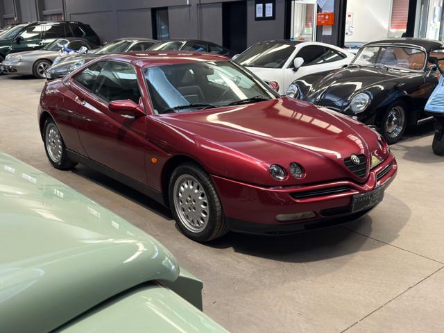 Alfa Romeo GTV 2.0i V6 turbo cat - foto 3 di 4