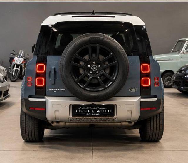 Land Rover Defender 90 3.0D I6 250 CV AWD Auto S - foto 3 di 4