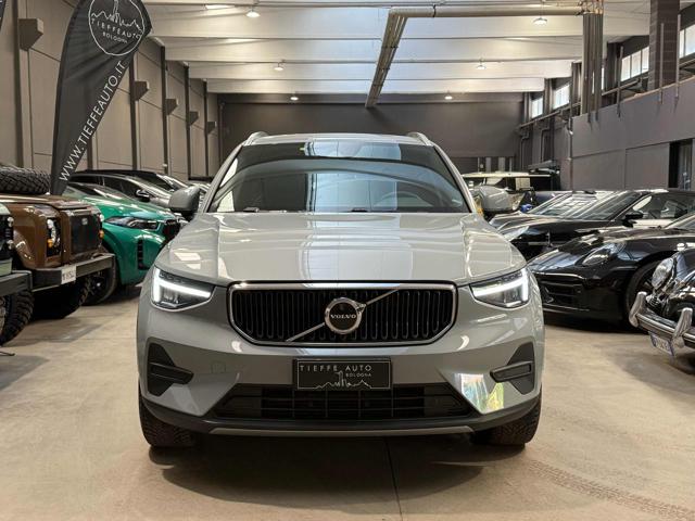 Volvo XC40 T2 automatico Core - foto 2 di 4
