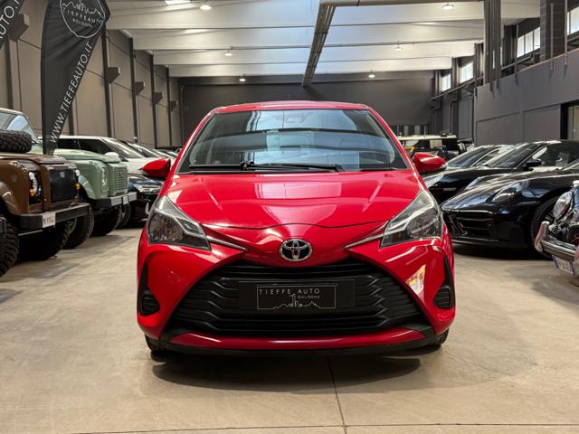 Toyota Yaris 1.0 5 porte Cool - foto 2 di 4