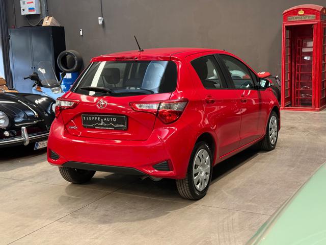 Toyota Yaris 1.0 5 porte Cool - foto 4 di 4