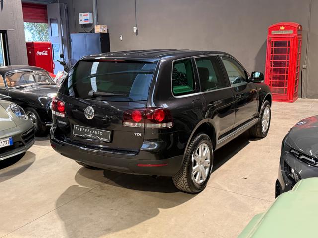 Volkswagen Touareg 2.5 R5 TDI DPF Exclusive - foto 4 di 4