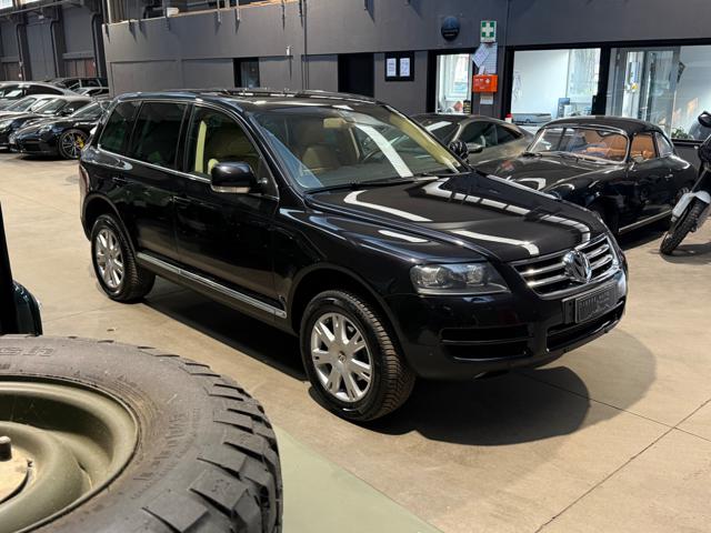 Volkswagen Touareg 2.5 R5 TDI DPF Exclusive - foto 3 di 4