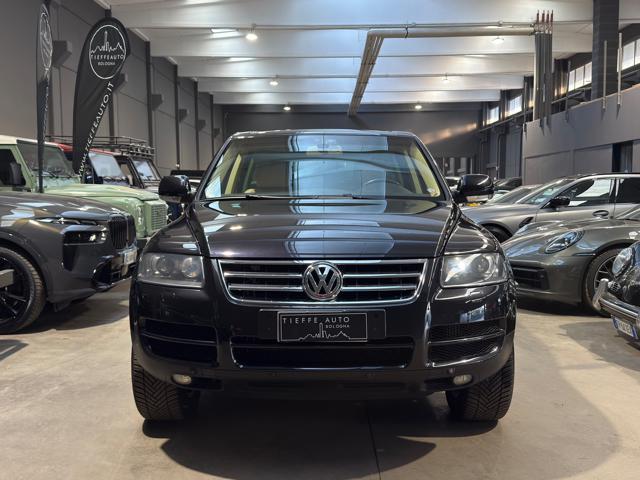 Volkswagen Touareg 2.5 R5 TDI DPF Exclusive - foto 2 di 4