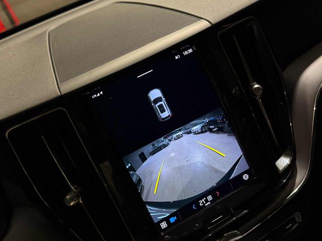 Volvo XC60 B4 (d) Geartronic Momentum Pro usato a BOLOGNA