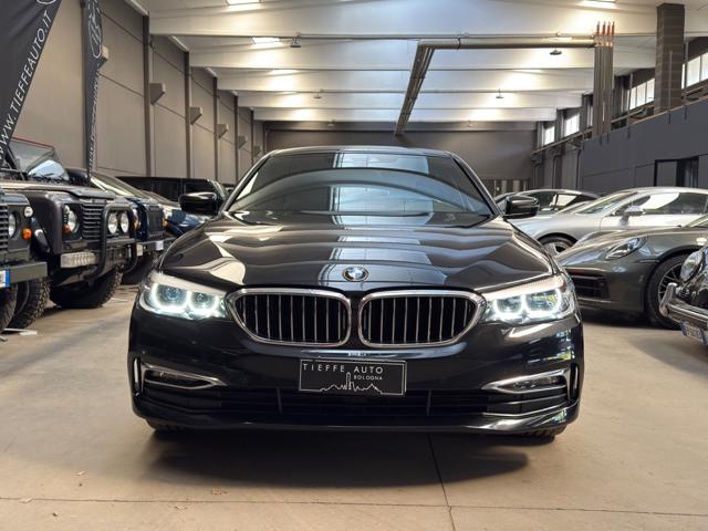 BMW 540 i xDrive Touring Luxury *IVA ESPOSTA* - foto 2 di 4