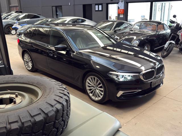 BMW 540 i xDrive Touring Luxury *IVA ESPOSTA* - foto 3 di 4