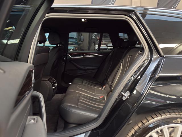 BMW 540 i xDrive Touring Luxury *IVA ESPOSTA*, del 2018, 110.000 km, in vendita a Bologna (BO)
