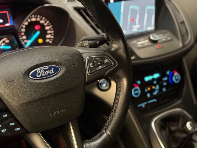 Ford Kuga 1.5 TDCI 120 CV S&S 2WD Plus, del 2016, 149.000 km, in vendita a Bologna (BO)