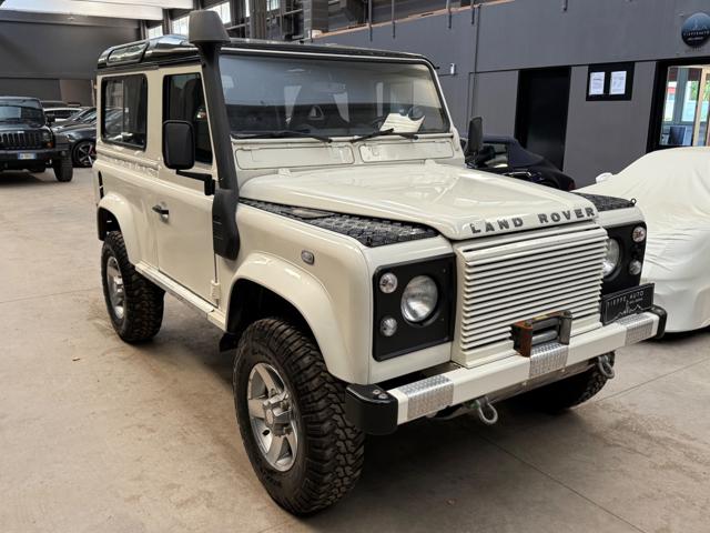 Land Rover Defender 90 Hard-Top *200CV a LIBRETTO* - foto 3 di 4