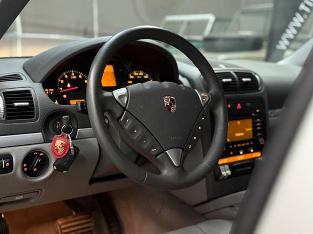 Porsche Cayenne 3.6, del 2008, 169.000 km, in vendita a Bologna (BO)