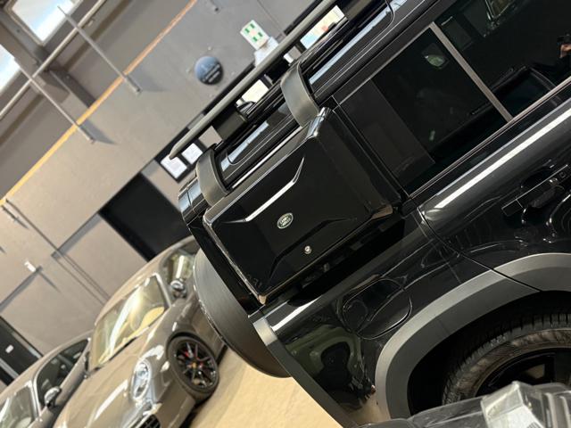 Land Rover Defender 110 3.0D I6 250 CV AWD Auto XS Edition HSE usato a BOLOGNA