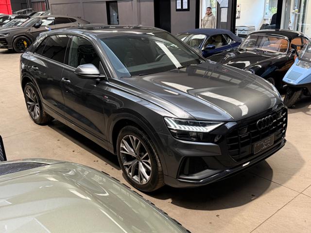 Audi Q8 50 TDI 286 CV quattro tiptronic Sport - foto 3 di 4