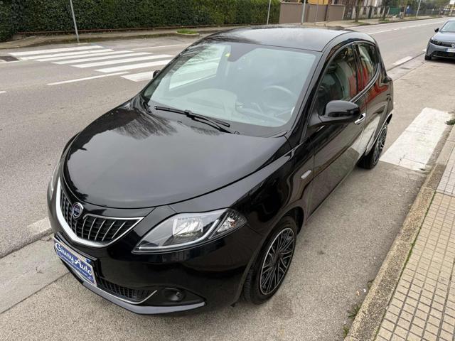 Lancia Ypsilon 1.0 FireFly 5 porte S&S Hybrid Gold usato a PIEVE A NIEVOLE