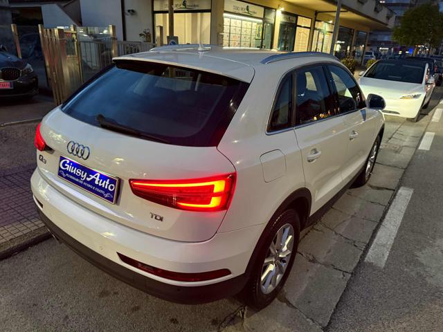 Audi Q3 2.0 TDI 120 CV Business - foto 4 di 4